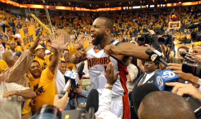 b体育app-1胜3负 勇士常规赛对阵独行侠战绩有参考价值吗？