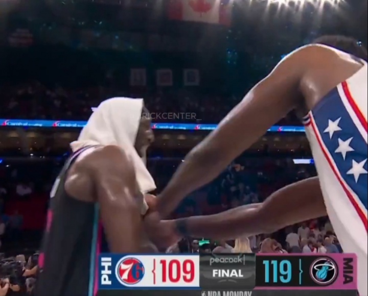 b体育官网-好兄弟打你怎么了?恩比德&热巴赛后热聊掐喉 前者:我根本没犯规